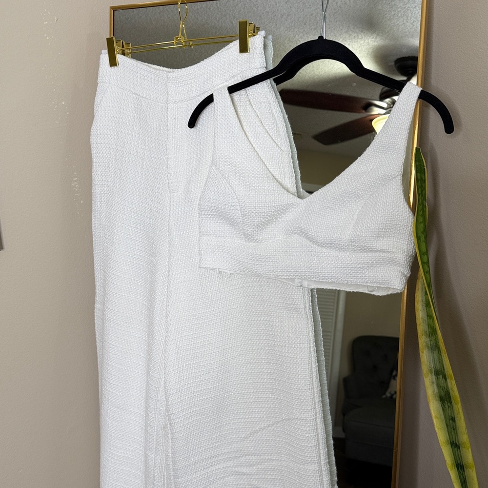 ADELAIDE TWO PIECE SET Crop Top and Wide Leg Pants Set in White - Picture 7 of 10